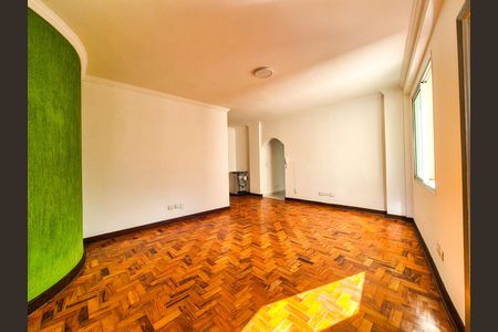Apartamento para alugar com 77m², 1 quarto e sem vagaSala