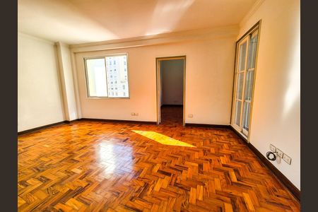 Apartamento para alugar com 77m², 1 quarto e sem vagaSala