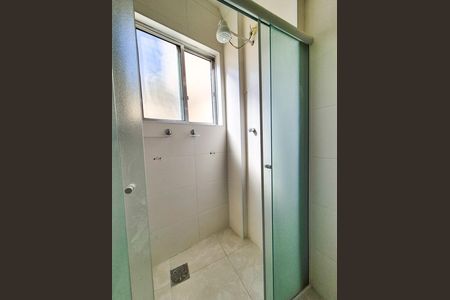 Banheiro de apartamento para alugar com 1 quarto, 77m² em Santa Ifigênia, São Paulo