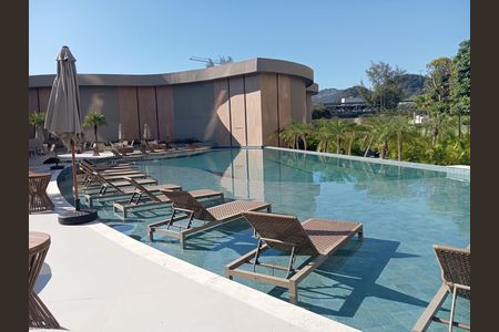 Studio para alugar com 42m², 1 quarto e sem vaga Studio para alugar com 42m², 1 quarto e sem vagaPiscina