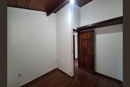 Casa para alugar com 6 quartos, 400m² em Piratininga, Niterói