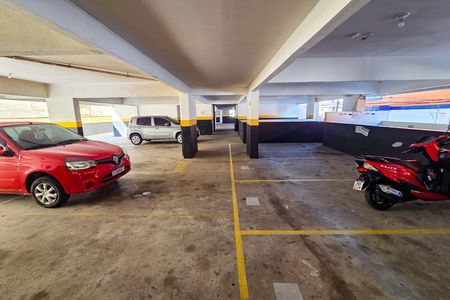Apartamento para alugar com 37m², 1 quarto e 1 vaga Apartamento para alugar com 37m², 1 quarto e 1 vagaGaragem