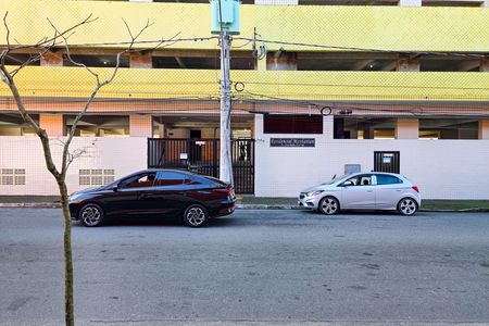 Apartamento para alugar com 37m², 1 quarto e 1 vaga Apartamento para alugar com 37m², 1 quarto e 1 vagaFachada