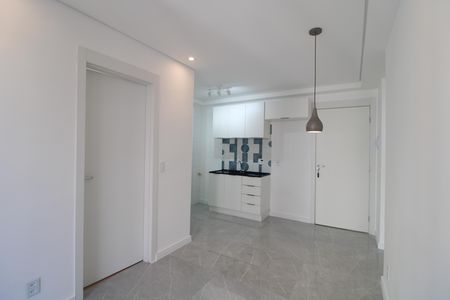 Sala de apartamento para alugar com 2 quartos, 37m² em Vila Isa, São Paulo