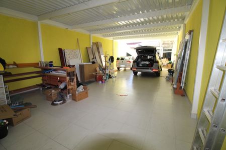 Quintal / Garagem de casa para alugar com 1 quarto, 45m² em Bosque dos Eucaliptos, São José dos Campos