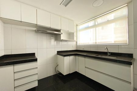 Cozinha de apartamento à venda com 3 quartos, 169m² em UNIÃO, Belo Horizonte