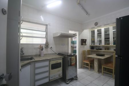 Apartamento para alugar com 90m², 2 quartos e 2 vagas Apartamento para alugar com 90m², 2 quartos e 2 vagasCozinha