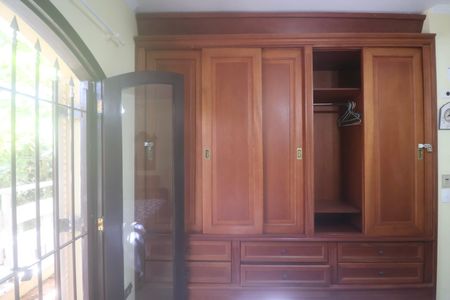 Apartamento para alugar com 90m², 2 quartos e 2 vagas Apartamento para alugar com 90m², 2 quartos e 2 vagasQuarto