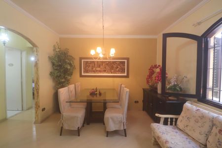 Apartamento para alugar com 90m², 2 quartos e 2 vagas Apartamento para alugar com 90m², 2 quartos e 2 vagasSala