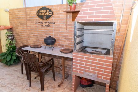 Casa à venda com 136m², 2 quartos e sem vaga Casa à venda com 136m², 2 quartos e sem vagaÁrea Gourmet