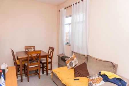 Casa à venda com 136m², 2 quartos e sem vaga