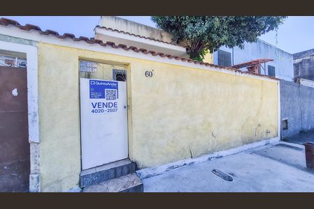 Casa à venda com 136m², 2 quartos e sem vaga Casa à venda com 136m², 2 quartos e sem vagaPortão Externo