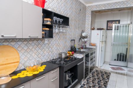 Casa à venda com 136m², 2 quartos e sem vaga Casa à venda com 136m², 2 quartos e sem vagaCozinha