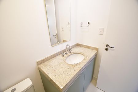 Apartamento para alugar com 67m², 2 quartos e 1 vagaBanheiro Suíte