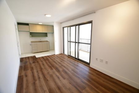 Apartamento para alugar com 67m², 2 quartos e 1 vagaSala