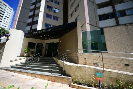 Fachada de apartamento para alugar com 2 quartos, 62m² em Setor Bueno, Goiânia