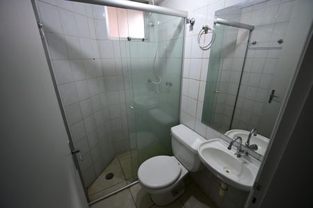Apartamento à venda com 62m², 2 quartos e 1 vaga Apartamento à venda com 62m², 2 quartos e 1 vagaBanheiro social