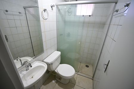 Apartamento à venda com 62m², 2 quartos e 1 vaga Apartamento à venda com 62m², 2 quartos e 1 vagaBanheiro da suíte