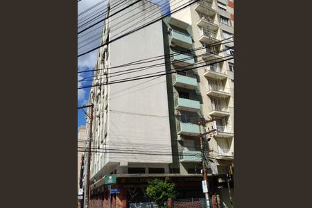 Apartamento à venda com 98m², 2 quartos e sem vaga Apartamento à venda com 98m², 2 quartos e sem vagaFachada