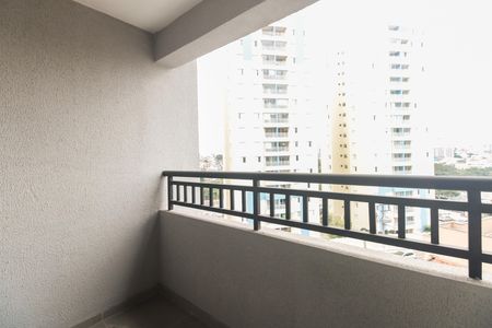 Varanda  de kitnet/studio para alugar com 1 quarto, 36m² em Chácara Seis de Outubro, São Paulo