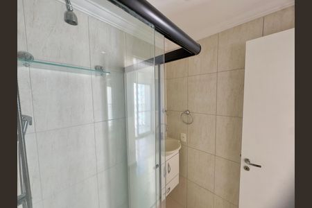 Apartamento para alugar com 57m², 3 quartos e 1 vaga Apartamento para alugar com 57m², 3 quartos e 1 vagaBanheiro da Suíte 1