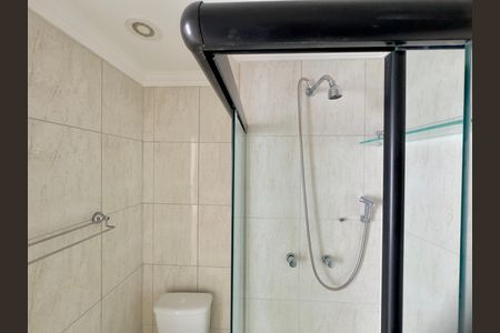 Apartamento para alugar com 57m², 3 quartos e 1 vaga Apartamento para alugar com 57m², 3 quartos e 1 vagaBanheiro da Suíte 1