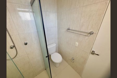 Apartamento para alugar com 57m², 3 quartos e 1 vaga Apartamento para alugar com 57m², 3 quartos e 1 vagaBanheiro 2