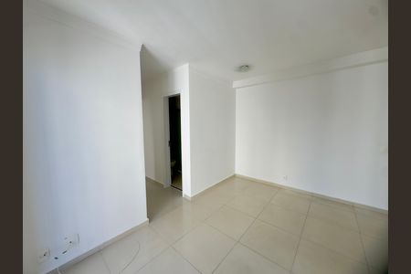 Apartamento para alugar com 57m², 3 quartos e 1 vaga