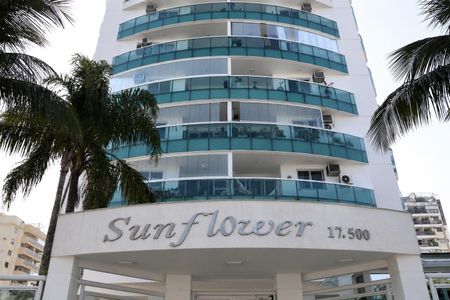 Fachada de apartamento para alugar com 2 quartos, 67m² em Recreio dos Bandeirantes, Rio de Janeiro