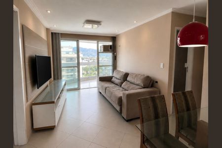 Sala de apartamento para alugar com 2 quartos, 67m² em Recreio dos Bandeirantes, Rio de Janeiro