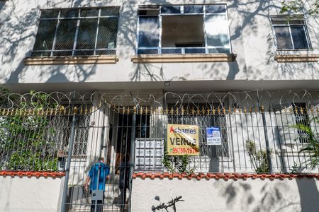 Apartamento para alugar com 73m², 2 quartos e sem vaga Apartamento para alugar com 73m², 2 quartos e sem vagaFachada