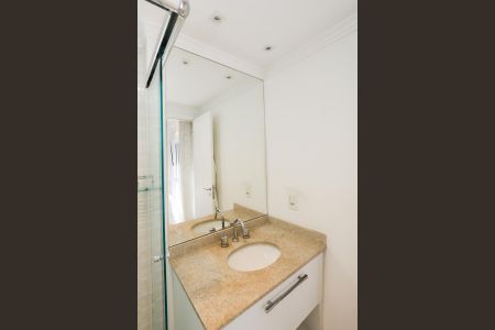 Apartamento para alugar com 74m², 2 quartos e 2 vagas