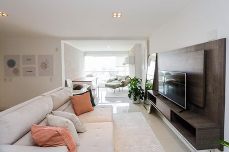 Apartamento para alugar com 2 quartos, 74m² em Campo Belo, São Paulo