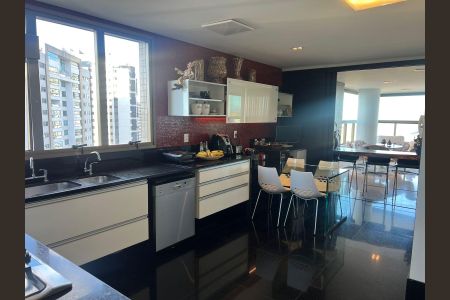 Cozinha de apartamento à venda com 4 quartos, 278m² em Vila da Serra, Nova Lima