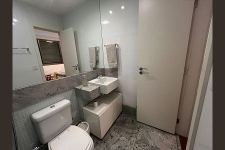 Banheiro  de apartamento à venda com 4 quartos, 278m² em Vila da Serra, Nova Lima