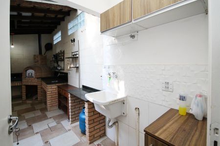 Casa de condomínio para alugar com 110m², 3 quartos e 2 vagas Casa de condomínio para alugar com 110m², 3 quartos e 2 vagasLavanderia