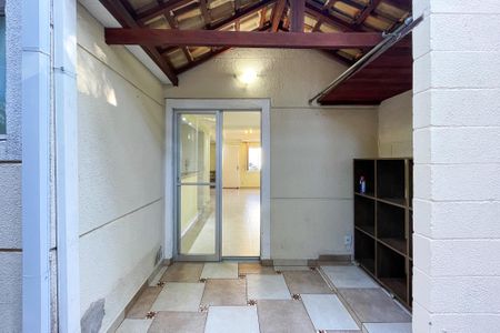 Casa de condomínio para alugar com 110m², 3 quartos e 2 vagas Casa de condomínio para alugar com 110m², 3 quartos e 2 vagasVaranda Sala de Estar