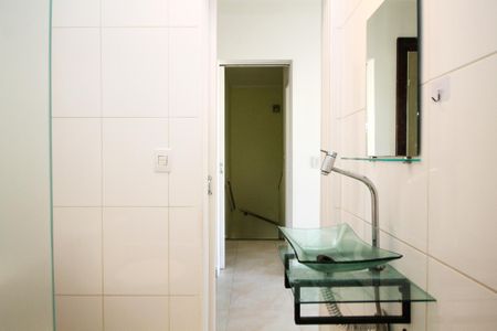 Casa de condomínio para alugar com 110m², 3 quartos e 2 vagas Casa de condomínio para alugar com 110m², 3 quartos e 2 vagasBanheiro Suíte