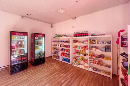 Conveniência de casa de condomínio para alugar com 3 quartos, 110m² em Jardim Passargada I, Cotia