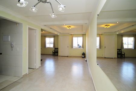 Sala de Estar de casa de condomínio para alugar com 3 quartos, 110m² em Jardim Passargada I, Cotia