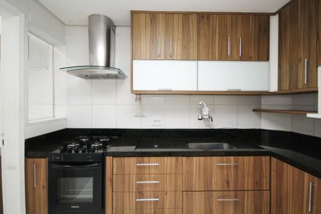 Casa de condomínio para alugar com 110m², 3 quartos e 2 vagas Casa de condomínio para alugar com 110m², 3 quartos e 2 vagasCozinha