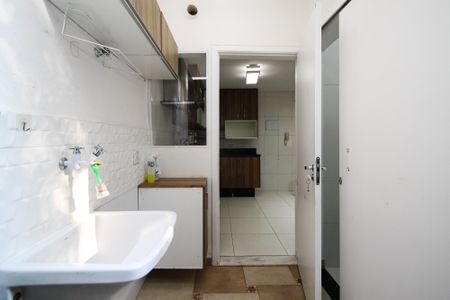 Casa de condomínio para alugar com 110m², 3 quartos e 2 vagas Casa de condomínio para alugar com 110m², 3 quartos e 2 vagasLavanderia