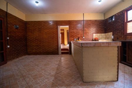 Cozinha de casa para alugar com 6 quartos, 240m² em Guabirotuba, Curitiba