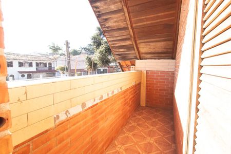 Casa para alugar com 240m², 6 quartos e 2 vagas Casa para alugar com 240m², 6 quartos e 2 vagasSacada