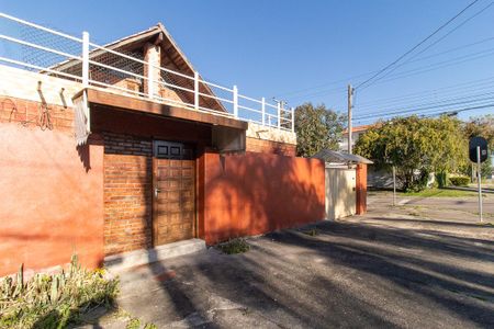 Fachada de casa para alugar com 6 quartos, 240m² em Guabirotuba, Curitiba