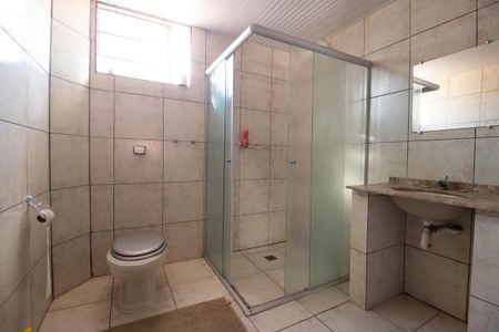 Casa para alugar com 240m², 6 quartos e 2 vagas Casa para alugar com 240m², 6 quartos e 2 vagasBanheiro Social