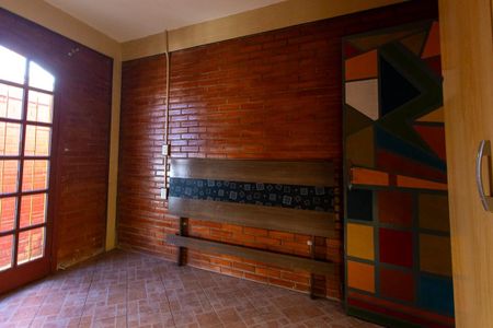 Casa para alugar com 240m², 6 quartos e 2 vagas Casa para alugar com 240m², 6 quartos e 2 vagasQuarto 1