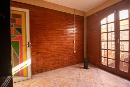 Casa para alugar com 240m², 6 quartos e 2 vagas Casa para alugar com 240m², 6 quartos e 2 vagasQuarto 2