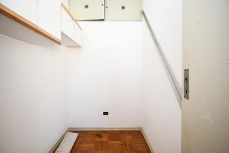 Apartamento à venda com 97m², 3 quartos e 1 vaga Apartamento à venda com 97m², 3 quartos e 1 vagaquartoserviço
