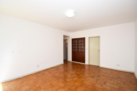Apartamento à venda com 97m², 3 quartos e 1 vaga Apartamento à venda com 97m², 3 quartos e 1 vagaSala